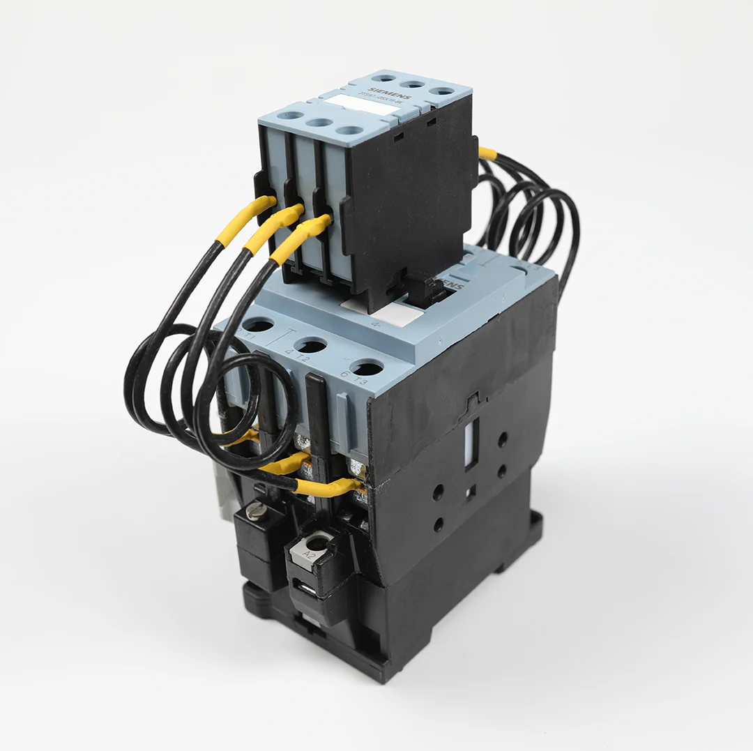 Capacitor SW. Contactor, AC-6B 25 kVAR/415 V 230 V 50 Hz 1 NO + 1 NC, 3-pole  - 3TS15110AP058K